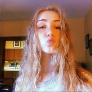 Meet your Posher, Aleena